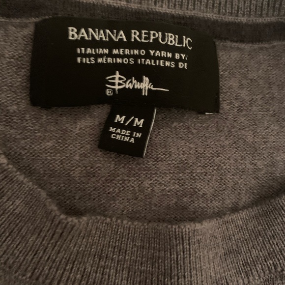 Banana Republic sweaters. No longer fit me but are fantastic. Merino wool - Picture 3 of 6